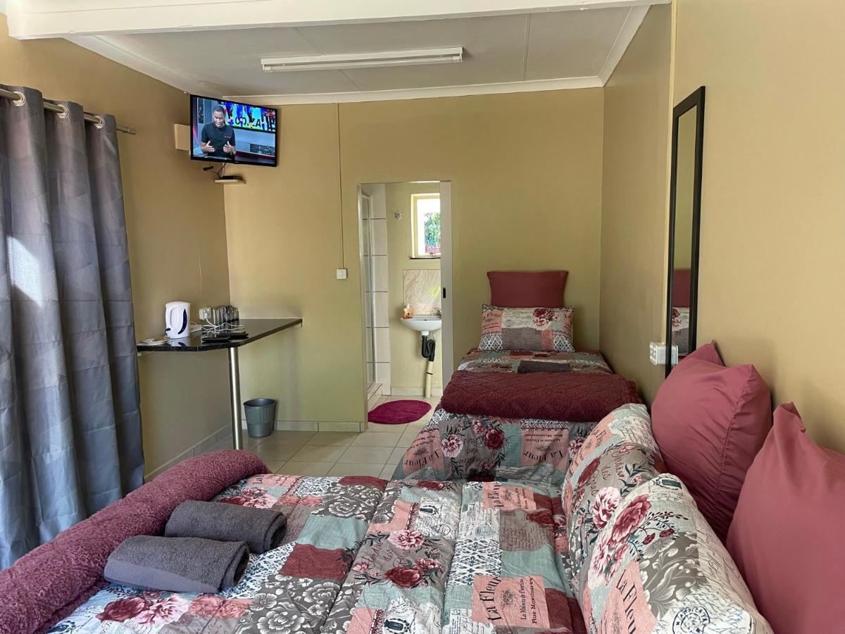 Hotel 4 On Sirius Polokwane Exterior foto